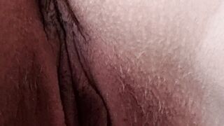 My stepsister likes it when I explore her inside pussy