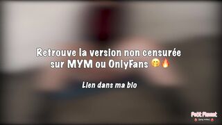 Je me masturbe en exhibe dans mon garage, un inconnu vient me baiser