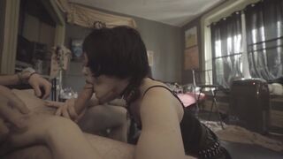 Hot goth girl wanted a facial so she put a cock in her mouth