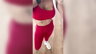 boobs at the gym