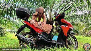 Wild Girlfriend Fuck on a Scooter & Wet Squirt in a Jungle During Rain