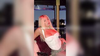 Sexy Blonde Hot Gym Session