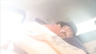 App driver fucks up his fare in the parking lot at his workplace!
